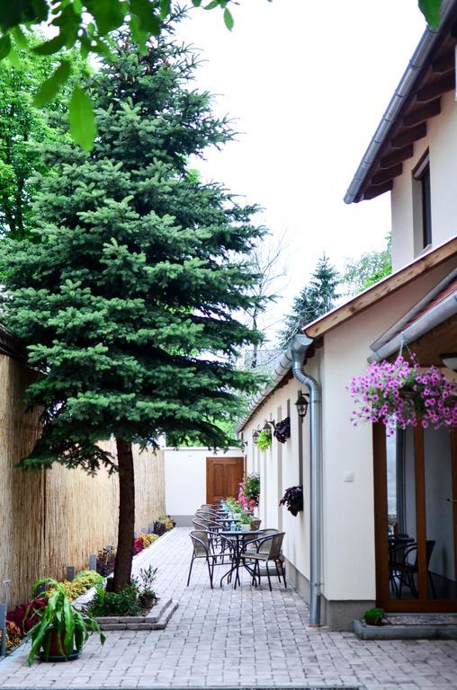 Pava Apartmanhaz Mako Exterior photo